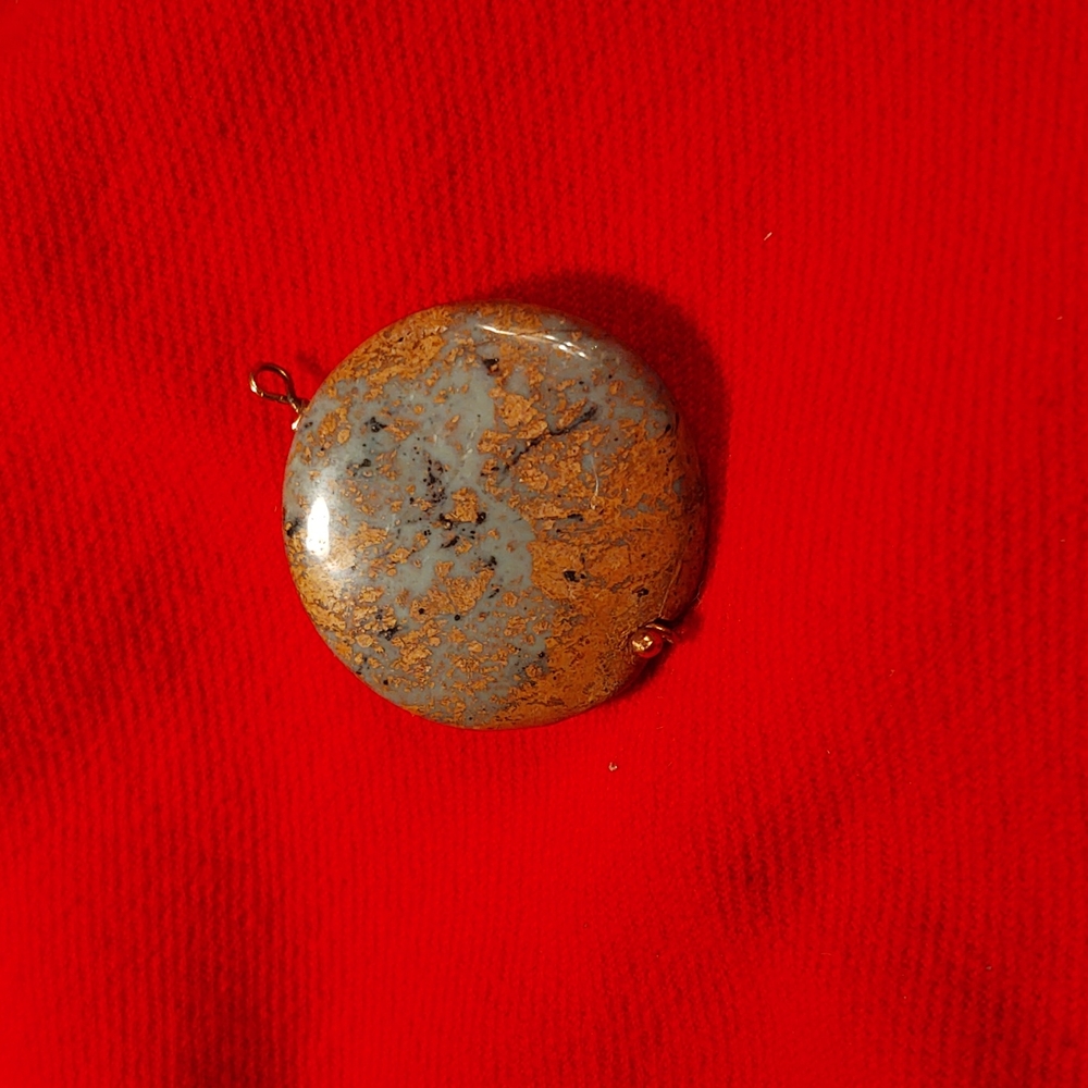 Pendant - Picture 2 of 3